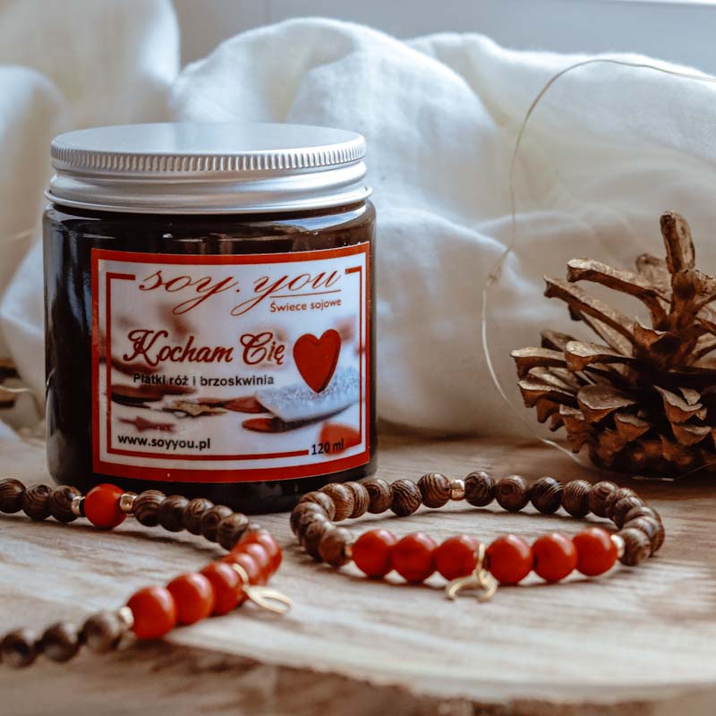 Świeca sojowa - płatki róż i brzoskwinia 120 ml